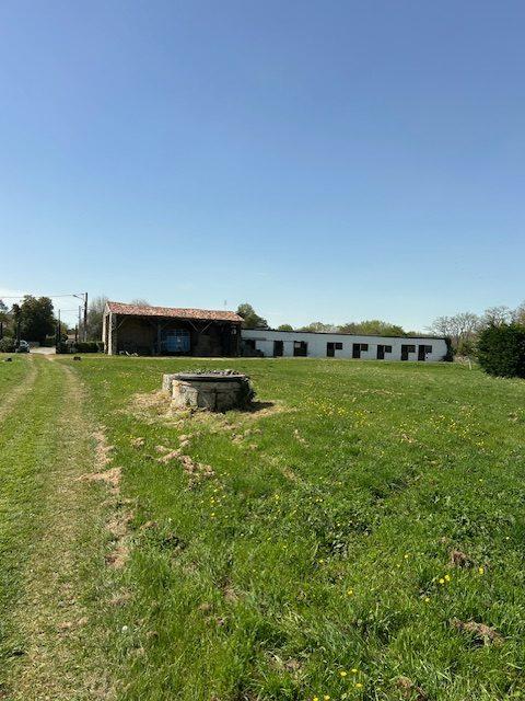 Maison - 800 m² - 30 pièces