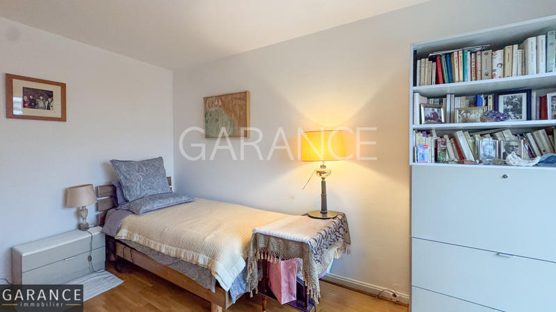 Appartement - 120 m² - 5 pièces