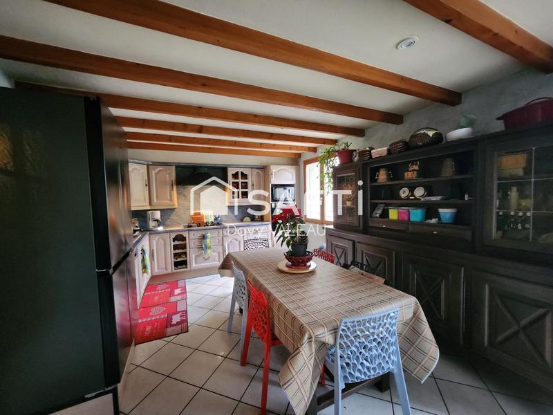 Maison - 192 m² - 6 pièces