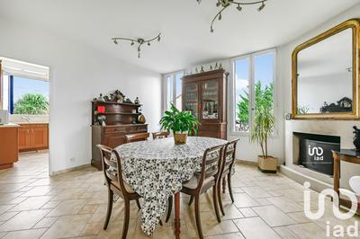 Maison - 160 m² - 7 pièces