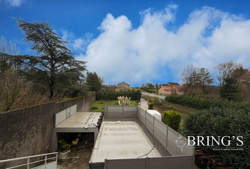 Maison - 273 m² - 7 pièces