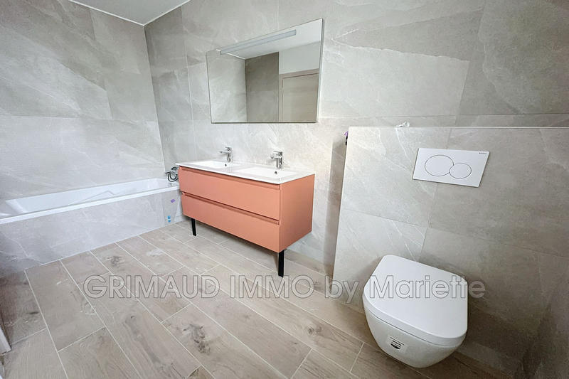 Villa - 240 m² - 5 pièces