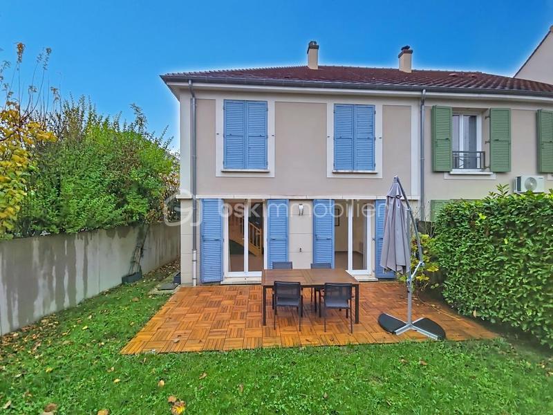 Maison - 86 m² - 5 pièces