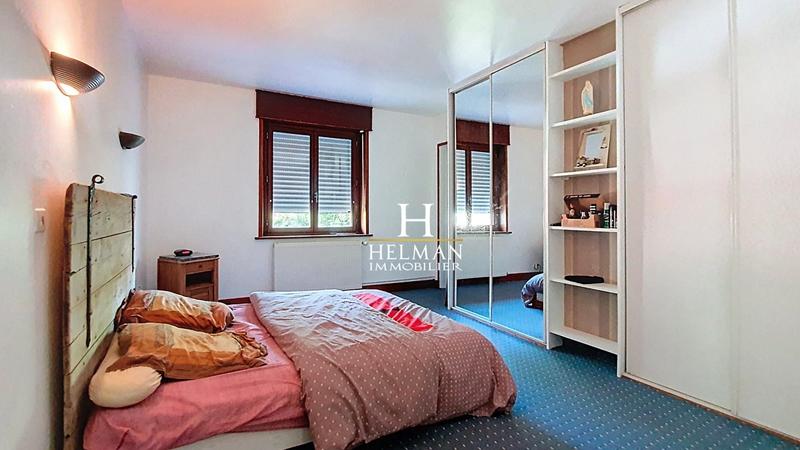 Maison - 311 m² - 12 pièces