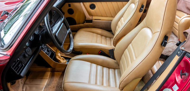 Porsche 911 Carrera Cabriolet