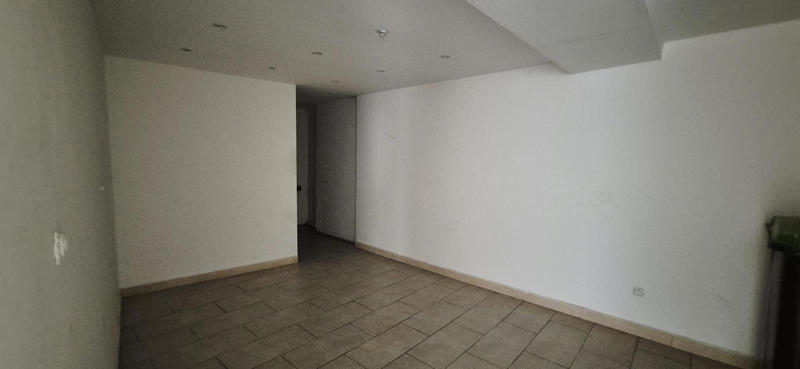 Local commercial - 64 m²