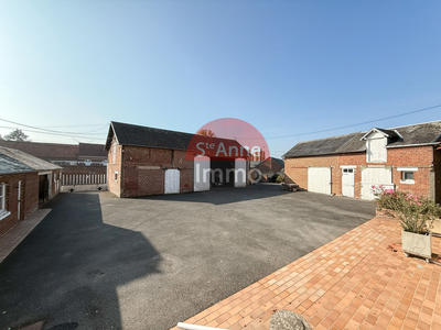 Maison - 203 m² - 7 pièces