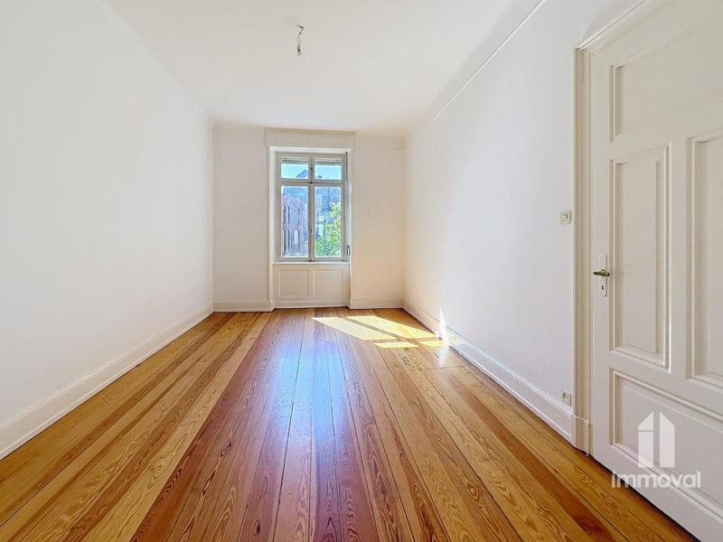 Appartement - 197 m² - 7 pièces