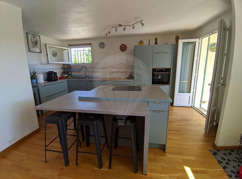 Maison - 120 m² - 4 pièces