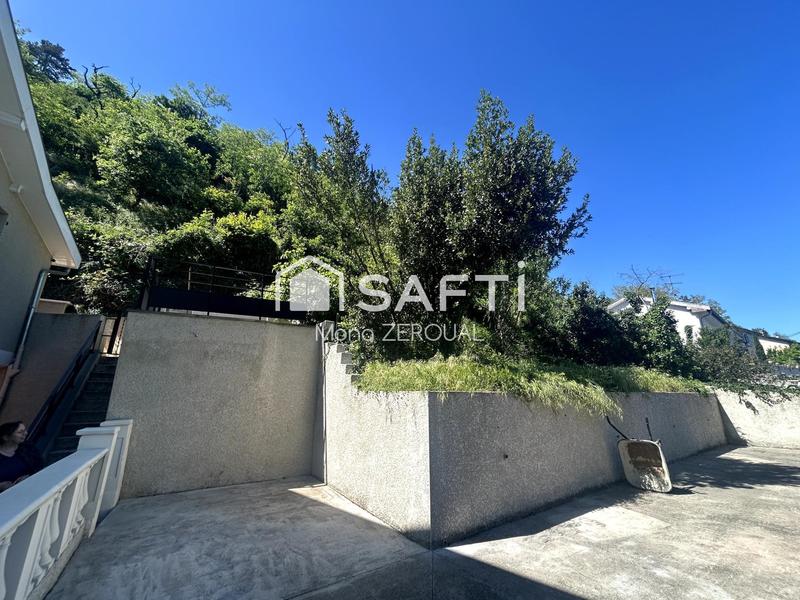 Maison - 160 m² - 7 pièces