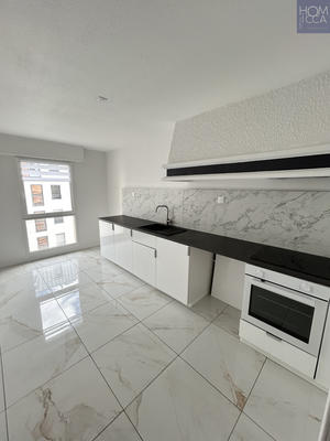 Appartement - 77 m² - 3 pièces