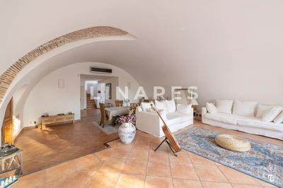 Maison - 170 m² - 5 pièces