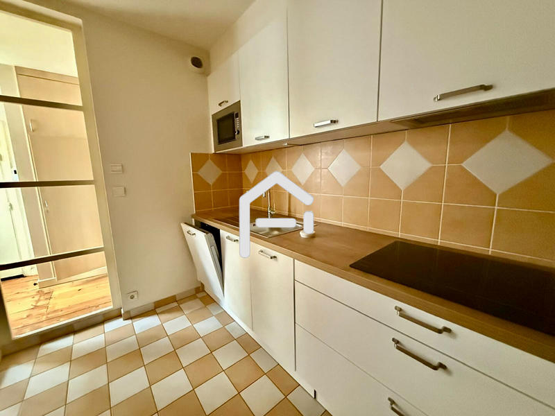 Appartement - 108 m² - 3 pièces