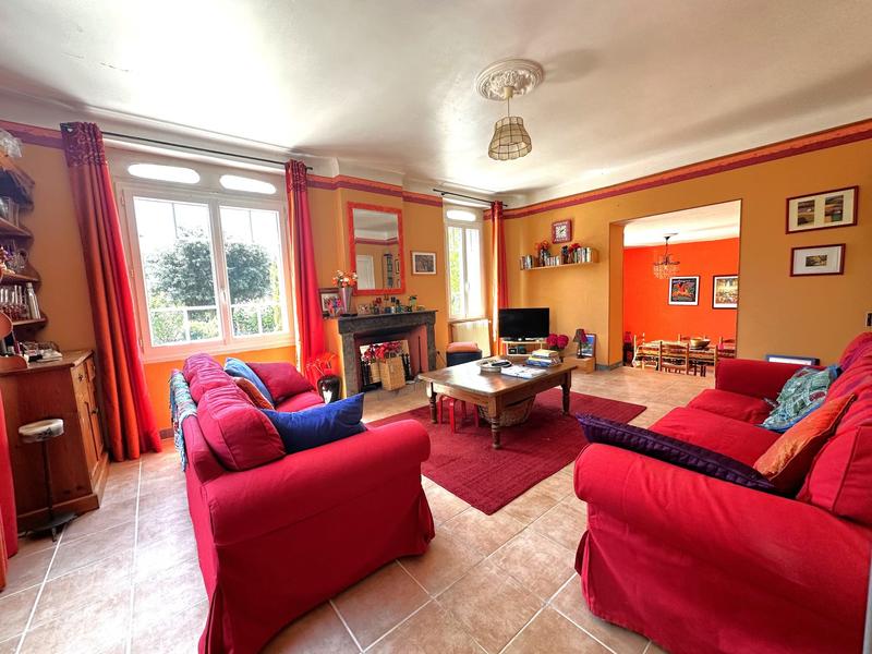 Maison traditionnelle - 173 m² - 7 pièces