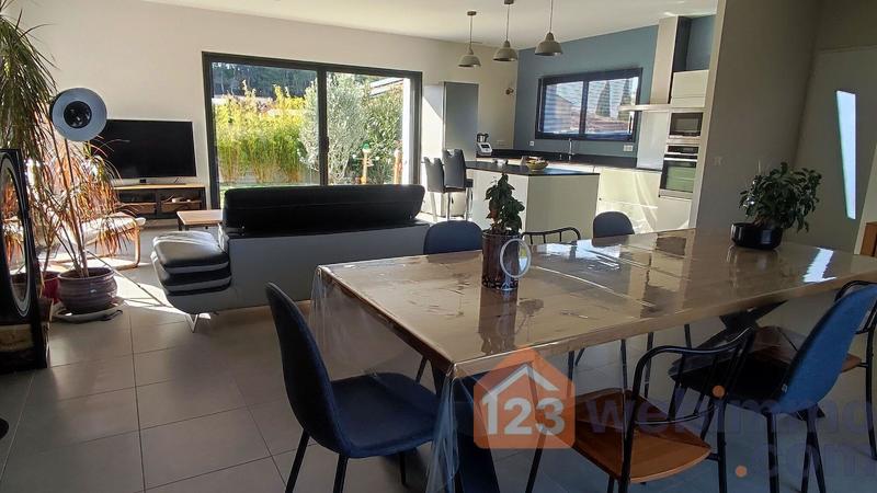 Villa - 125 m² - 5 pièces