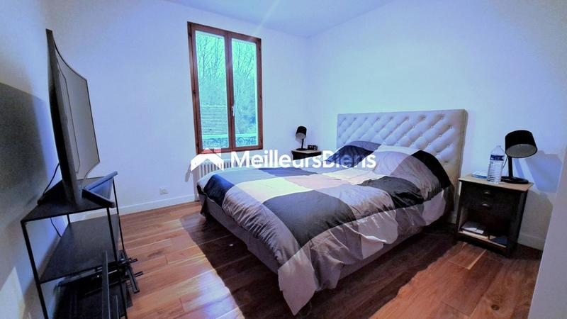 Maison - 170 m² - 7 pièces