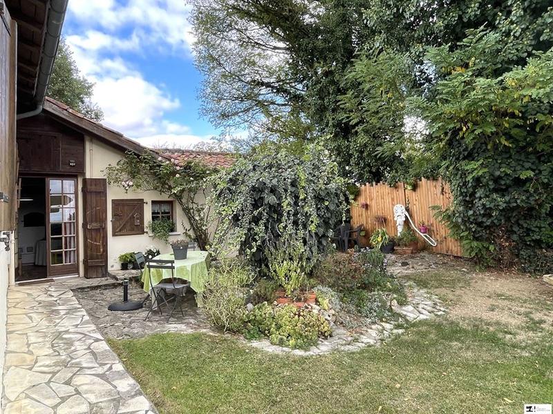 Maison traditionnelle - 106 m² - 5 pièces