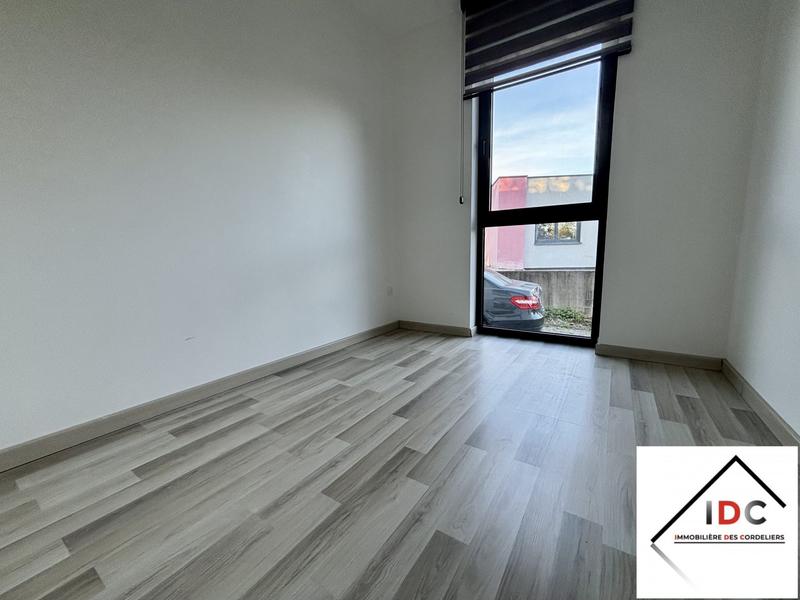 Appartement - 92 m² - 4 pièces