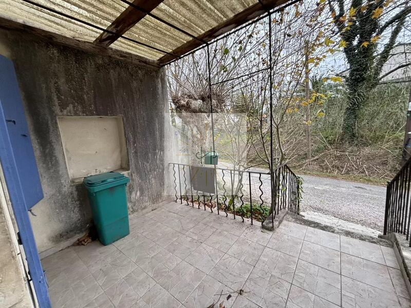 Maison - 176 m² - 10 pièces