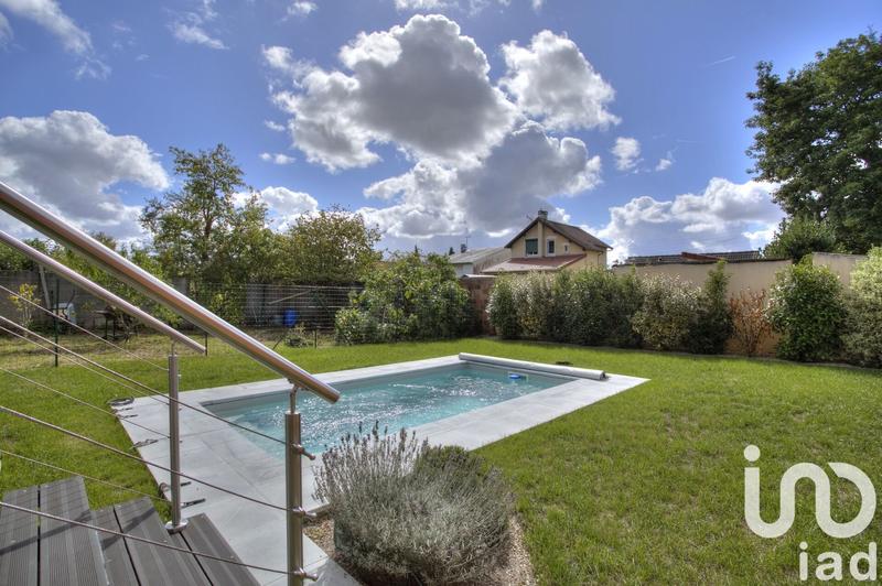 Maison - 140 m² - 6 pièces