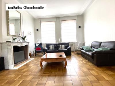 Maison - 276 m² - 9 pièces