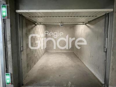 Garage - 12 m²