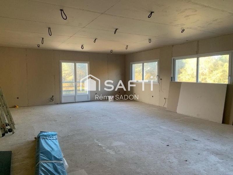 Bureau - 66 m² - 1 pièce