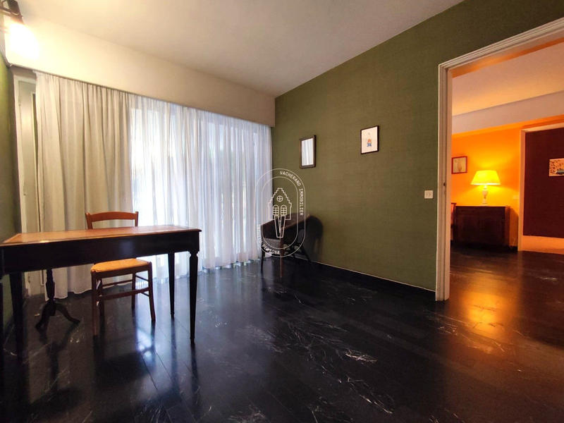 Local d'activités - 108 m²