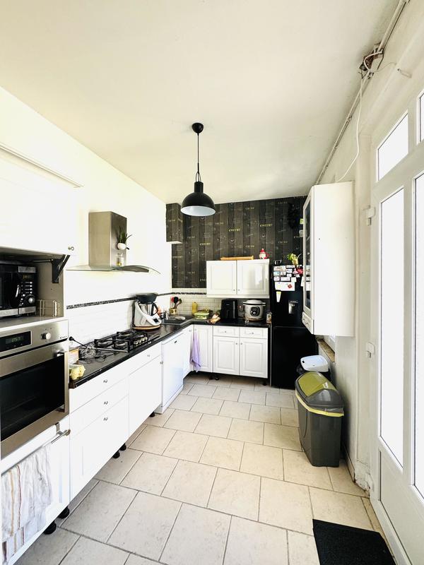 Maison de ville - 100 m² - 5 pièces