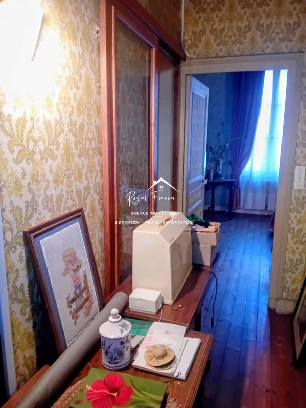 Maison ancienne - 215 m² - 8 pièces