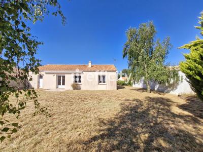 Maison - 85 m² - 4 pièces