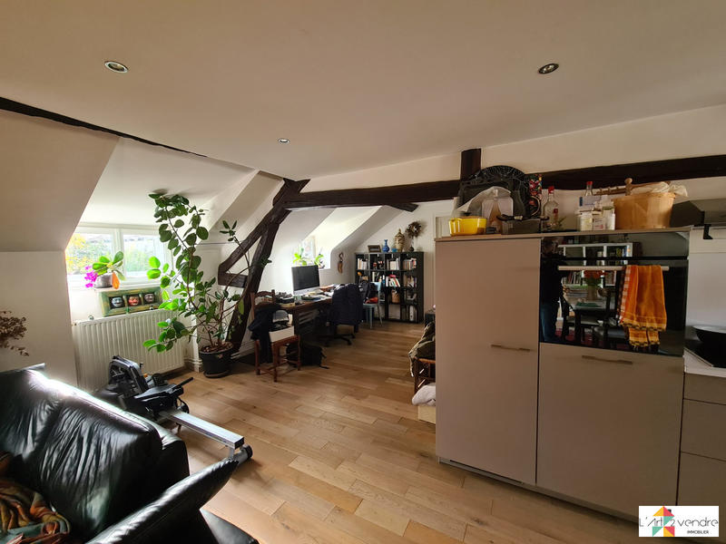 Appartement - 104 m² - 4 pièces