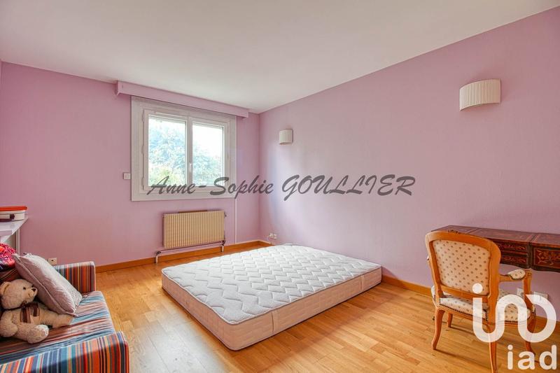 Maison - 91 m² - 5 pièces