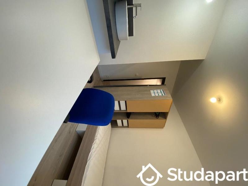 Chambre - 15 m² - 1 pièce