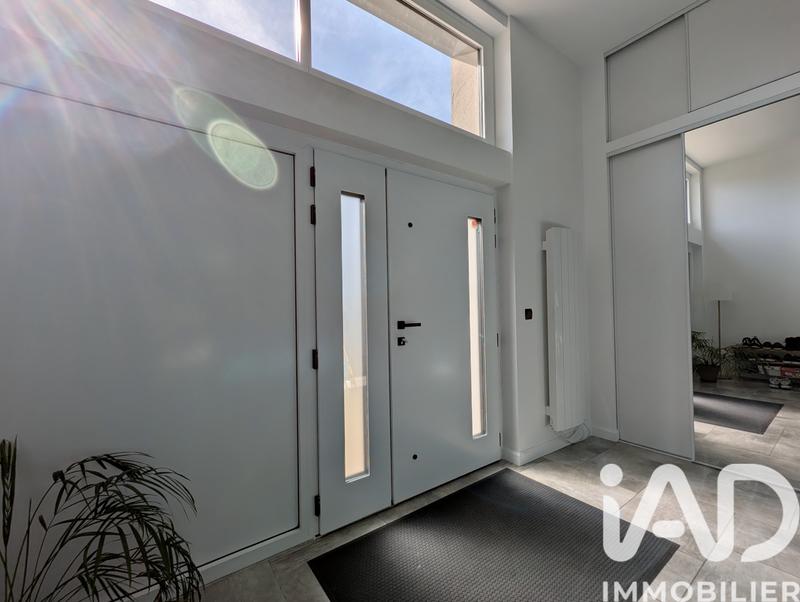 Maison - 180 m² - 6 pièces