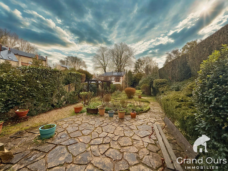 Maison - 142 m² - 6 pièces