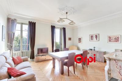 Maison de maîtres - 175 m² - 7 pièces