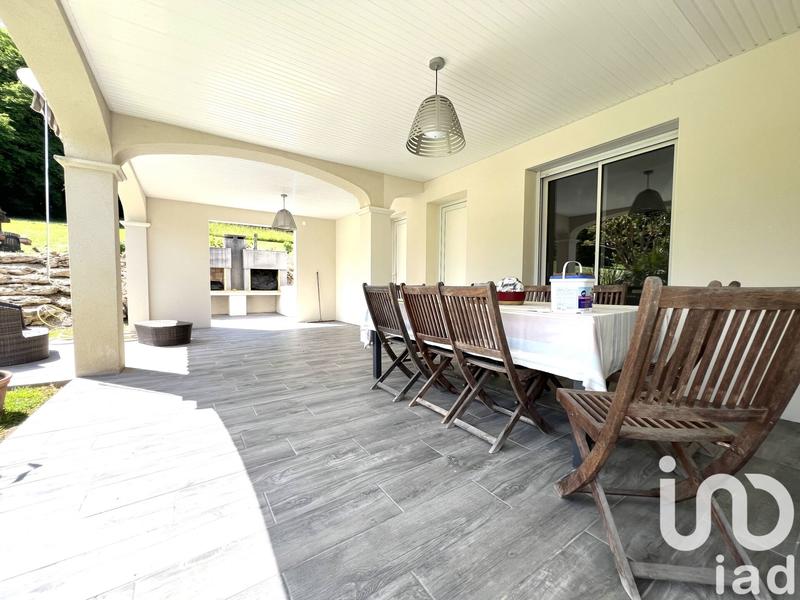 Maison de maîtres - 338 m² - 8 pièces