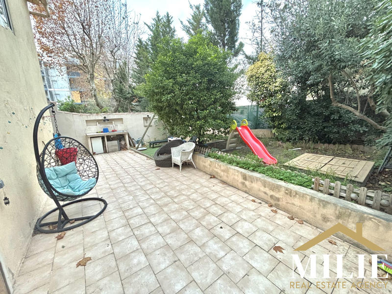 Appartement - 96 m² - 4 pièces