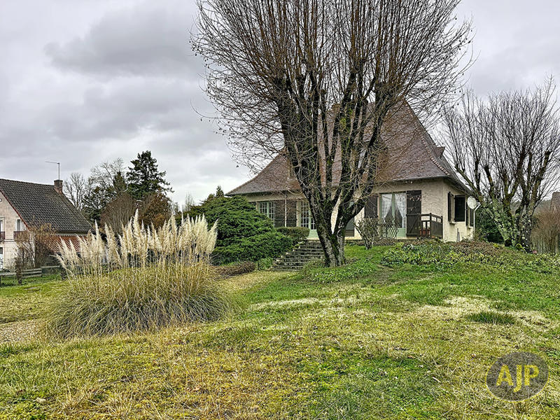 Maison - 123 m² - 4 pièces