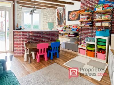 Maison - 175 m² - 9 pièces