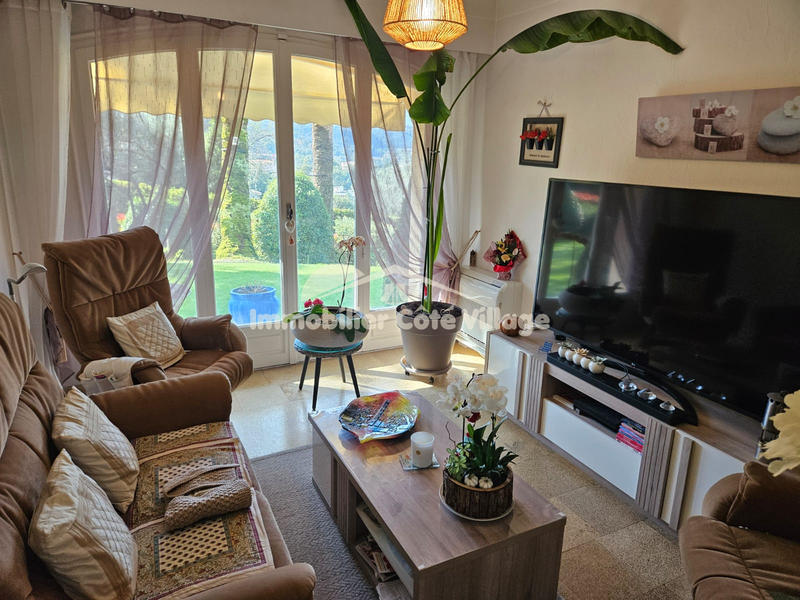 Villa - 276 m² - 8 pièces