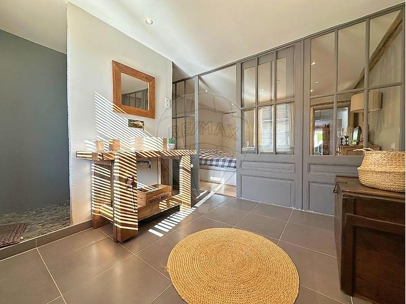 Maison ancienne - 163 m² - 7 pièces