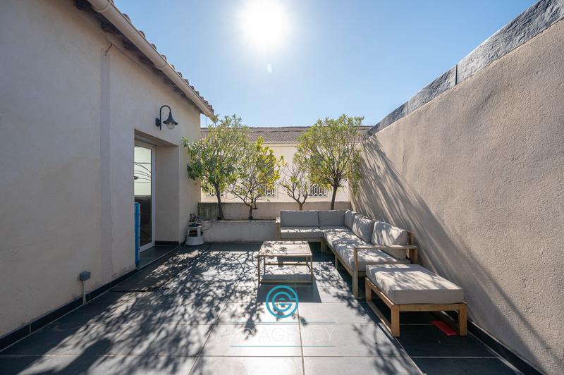 Appartement - 100 m² - 5 pièces