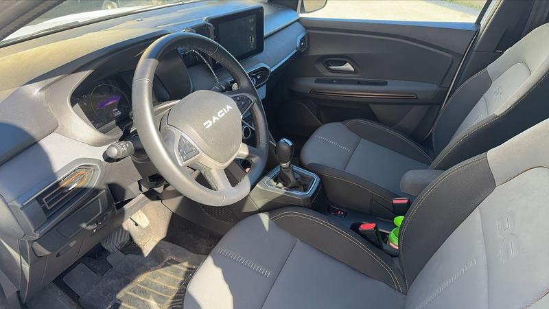 Dacia Jogger 1.6 Hybrid 140 Bva6 Extreme - 7 places Automatique