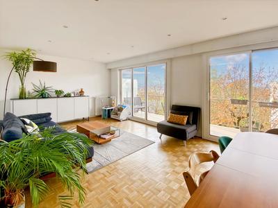 Appartement - 99 m² - 5 pièces