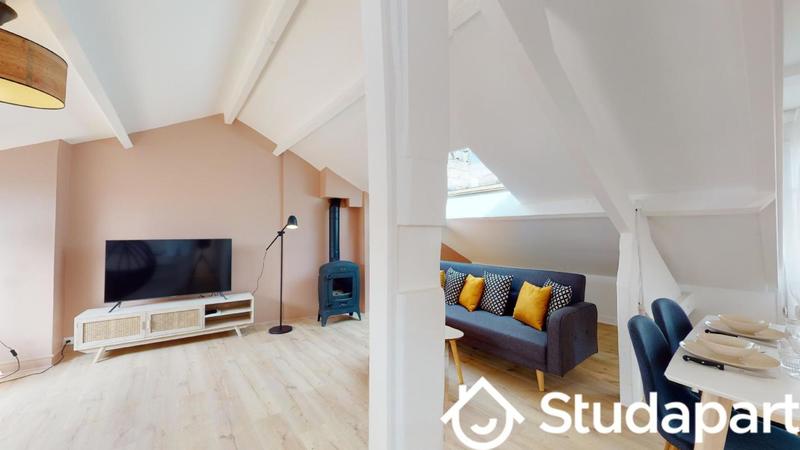 Chambre - 11 m² - 1 pièce