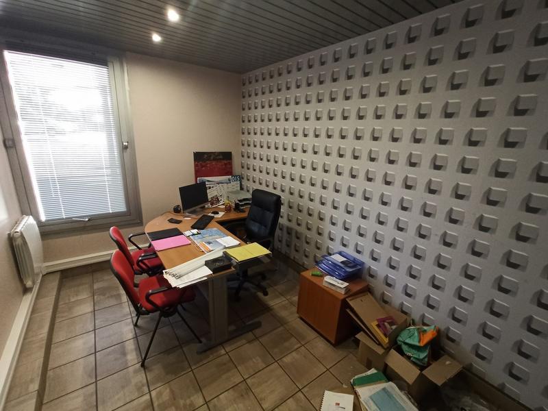 Bureau - 72 m²