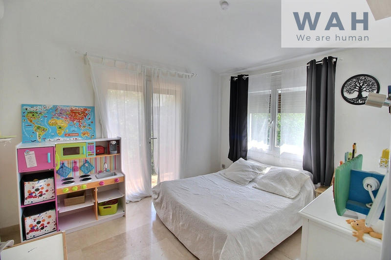 Villa - 145 m² - 6 pièces