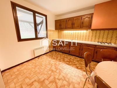 Maison - 120 m² - 6 pièces